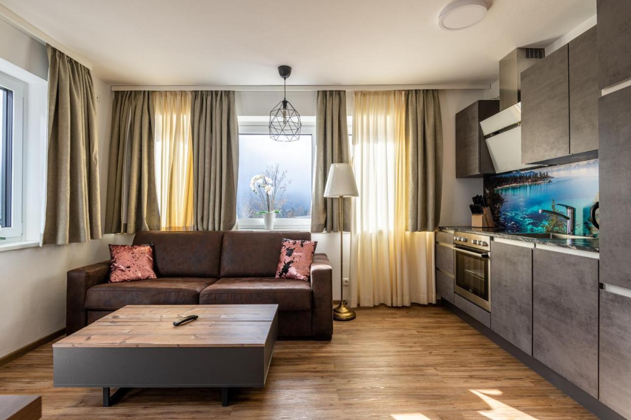 Amelies Mountain View Apartment Капрун Екстериор снимка